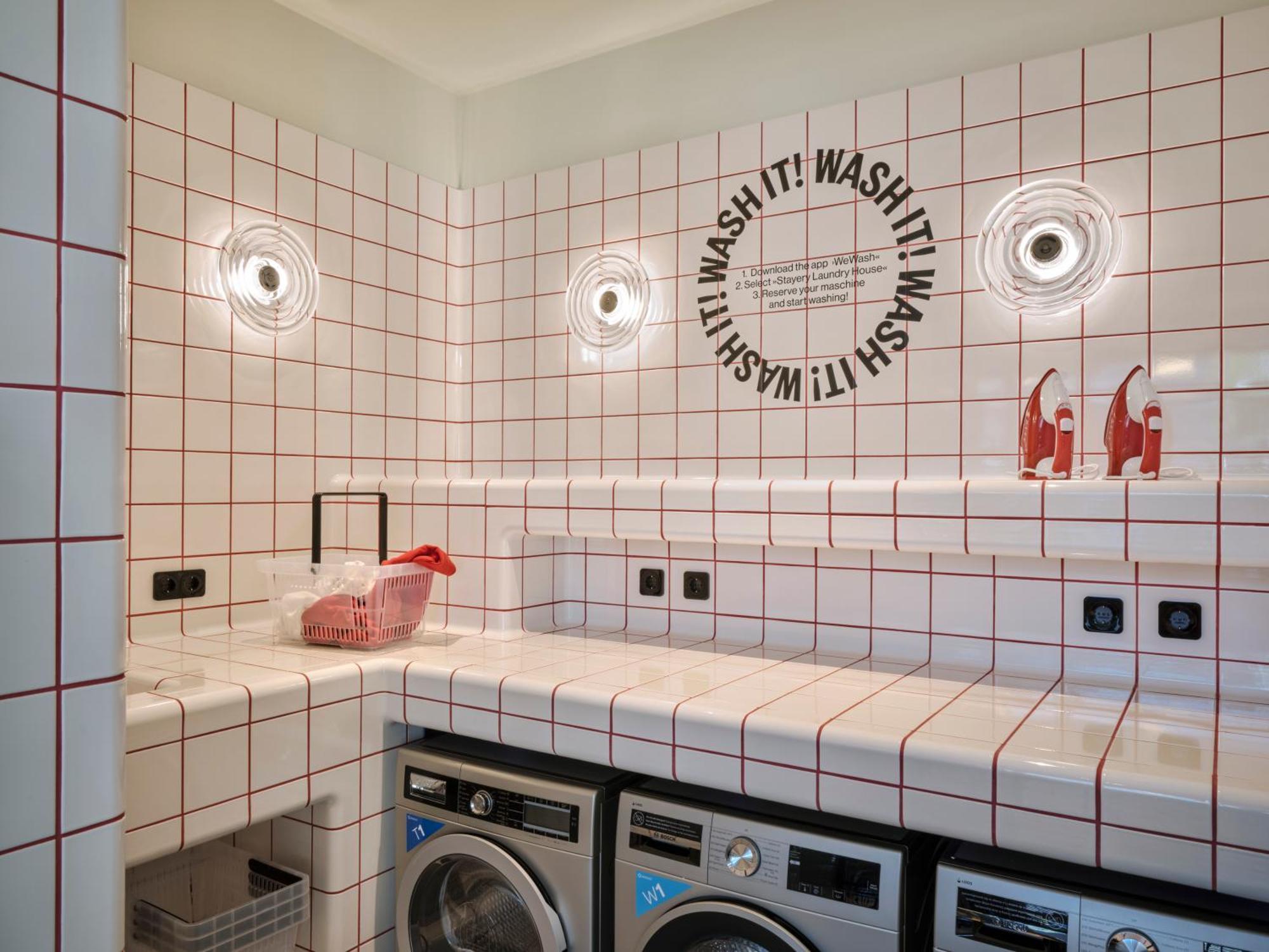 Stayery Guetersloh Hauptbahnhof 外观 照片